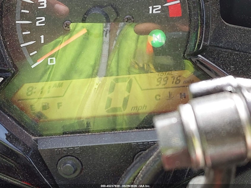 2015 Honda Cbr VIN MLHNC5105F5100970 IAAI salvage auction — RIGHT FRONT, Salvage Title, sold $100 on 2026-07-08 (photo 7)