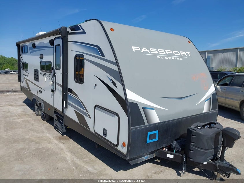2021 Keystone rv 26' travel trailer VIN 4YDT26828MK415445 IAAI salvage auction — ROOF, Scrap (Michigan), sold $1,825 on 2026-07-08 (photo 1)