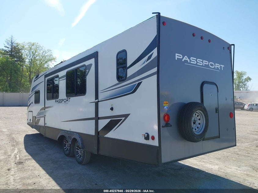 2021 Keystone rv 26' travel trailer VIN 4YDT26828MK415445 IAAI salvage auction — ROOF, Scrap (Michigan), sold $1,825 on 2026-07-08 (photo 3)