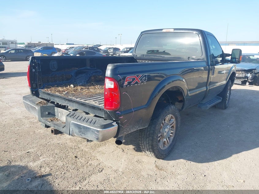2016 Ford F250 VIN 1FTBF2B69GEA27800 IAAI salvage auction — SIDE, Original (Texas), sold $4,650 on 2026-07-05 (photo 4)