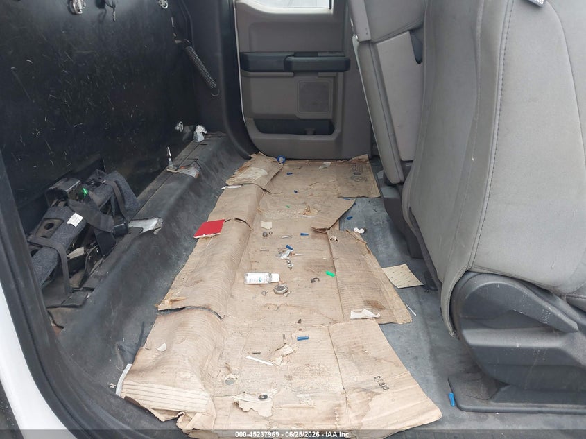 2019 Ford F-150 VIN 1FTFX1E59KKC53650 IAAI salvage auction — NORMAL WEAR, Clear (California), sold $8,600 on 2026-07-09 (photo 8)