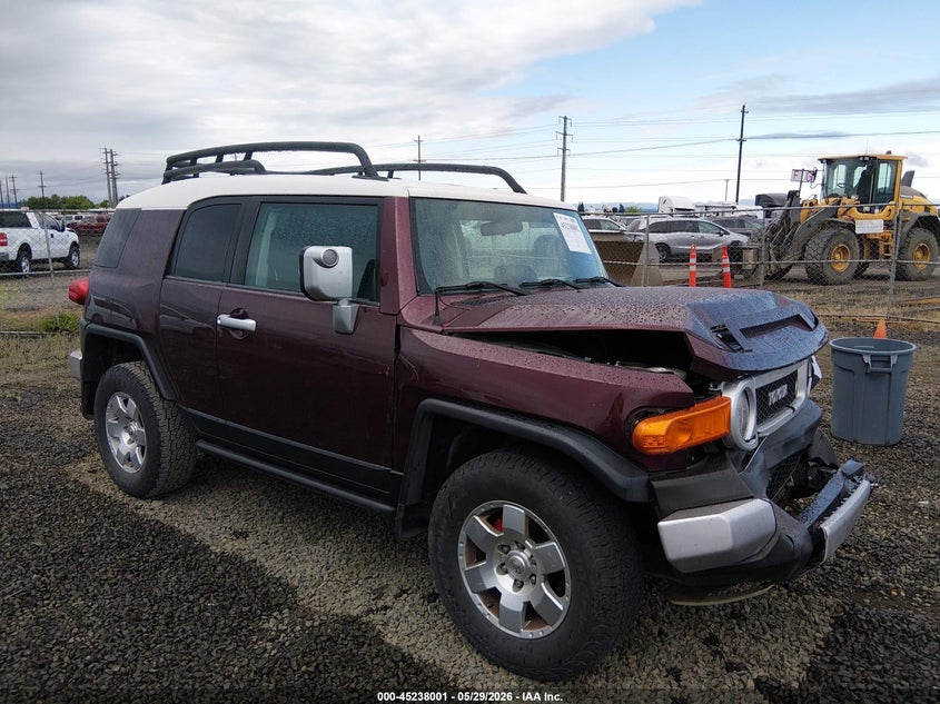 2007 Toyota Fj cruiser VIN JTEBU11F770089836 IAAI salvage auction — FRONT END, Salvage (Oregon), sold $4,250 on 2026-07-06 (photo 1)