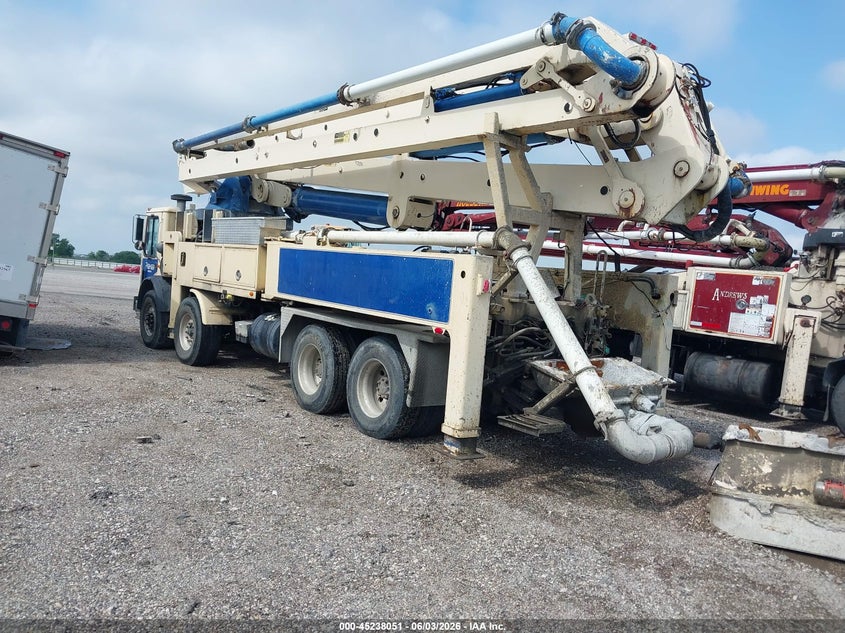 2007 Mack 600 rd600 VIN 1M2K197C87M035667 IAAI salvage auction — ALL OVER, Original (Texas), sold $18,200 on 2026-09-16 (photo 3)