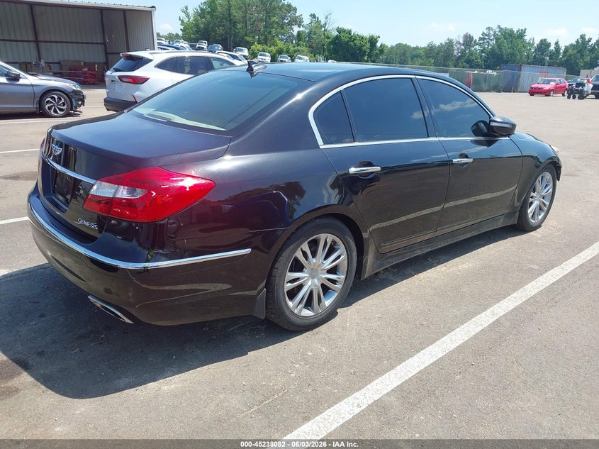 2014 Hyundai Genesis VIN KMHGC4DD6EU263308 IAAI salvage auction — RIGHT FRONT, Salvage (Mississippi), sold $1,350 on 2026-07-09 (photo 4)