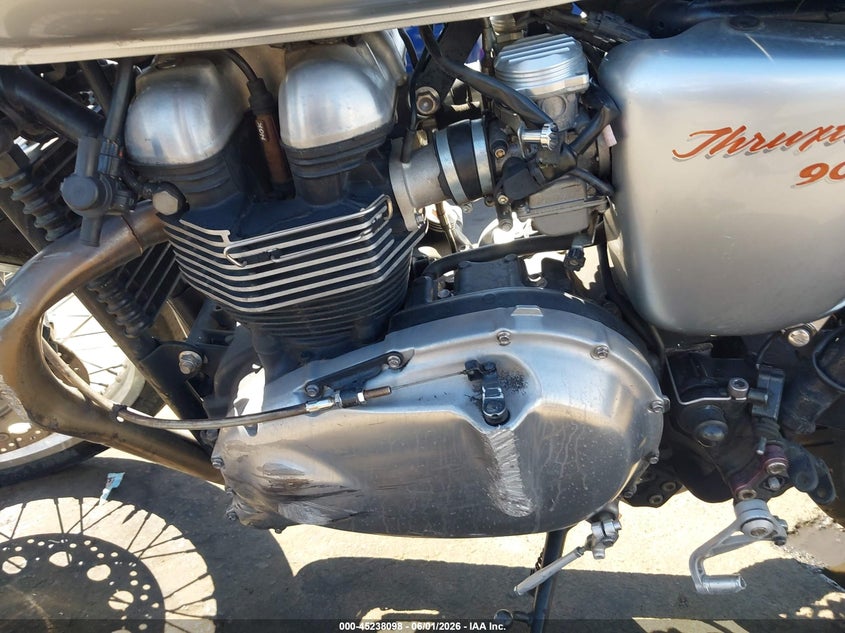 2013 Triumph motorcycle Thruxton VIN SMT920K19DT570186 IAAI salvage auction — Unknown, Salvage (Arizona), sold $375 on 2026-07-21 (photo 9)