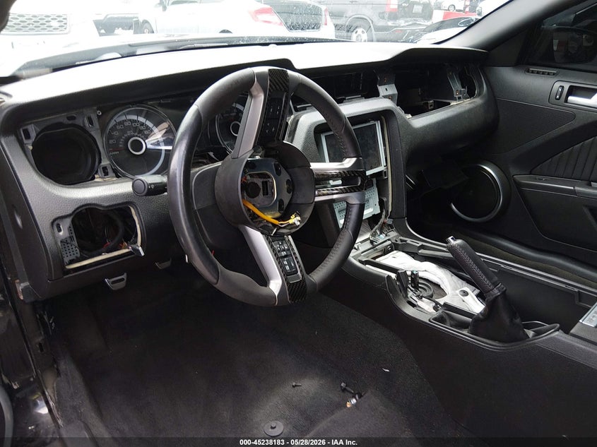 2013 Ford Mustang VIN 1ZVBP8JZ9D5267370 IAAI salvage auction — THEFT, Salvage Title, sold $3,300 on 2026-07-09 (photo 6)