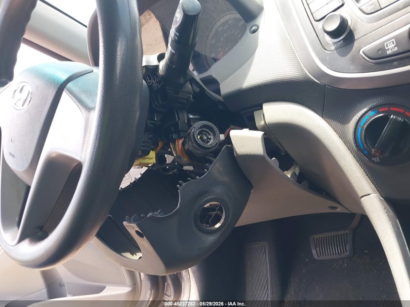 2017 Hyundai Accent VIN KMHCT4AE7HU308109 IAAI salvage auction — THEFT, Salvage Title, sold $650 on 2026-07-20 (photo 6)