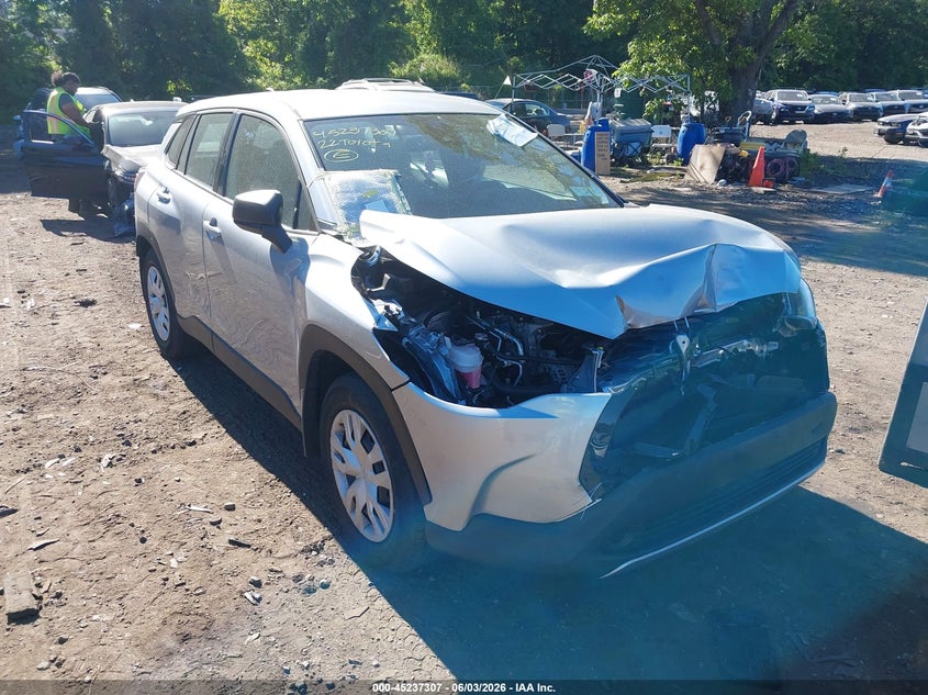 2022 Toyota Corolla cross VIN 7MUAAABG6NV028381 IAAI salvage auction — FRONT END, Salvage Title, sold $5,300 on 2026-07-14 (photo 6)