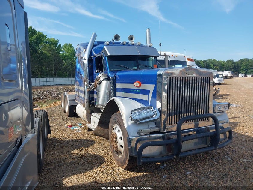 1996 Peterbilt 379 VIN 1XP5DB9X8TD398091 IAAI salvage auction — ROLLOVER, Salvage (Georgia), sold $5,600 on 2026-07-29 (photo 1)