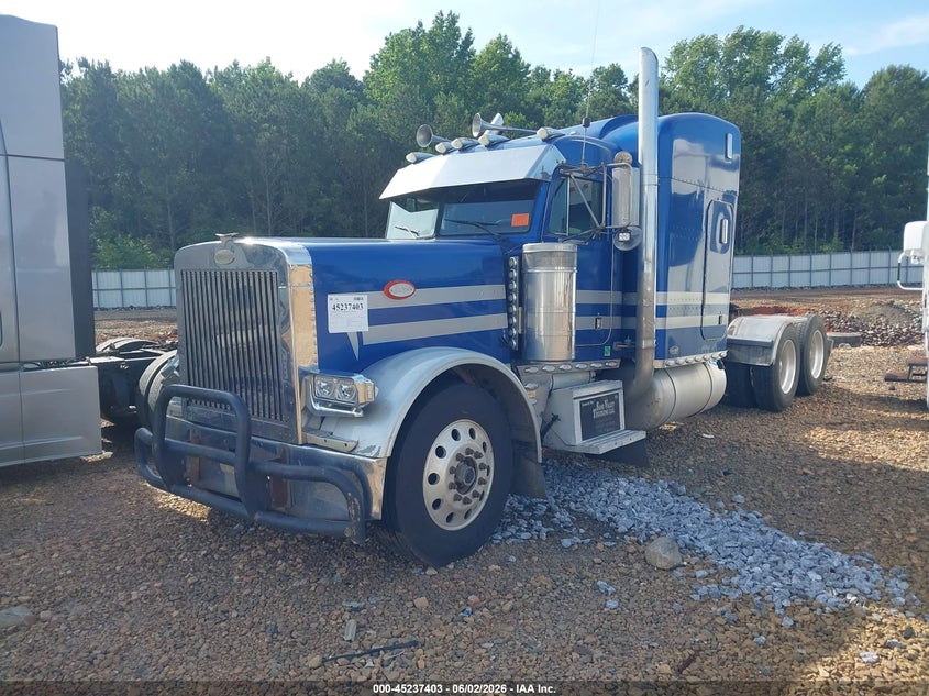 1996 Peterbilt 379 VIN 1XP5DB9X8TD398091 IAAI salvage auction — ROLLOVER, Salvage (Georgia), sold $5,600 on 2026-07-29 (photo 2)