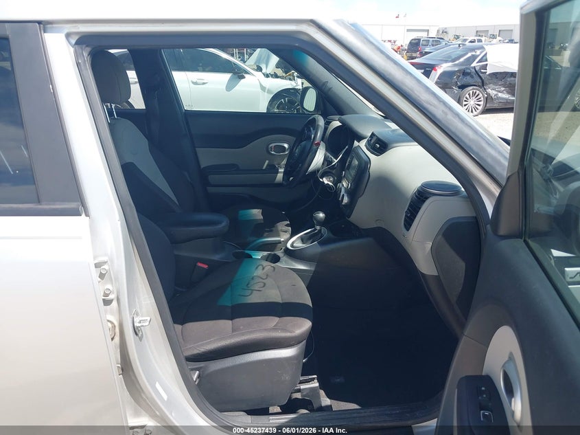 2019 Kia Soul VIN KNDJN2A2XK7678119 IAAI salvage auction — RIGHT FRONT, Original (Texas), sold $2,575 on 2026-07-08 (photo 5)