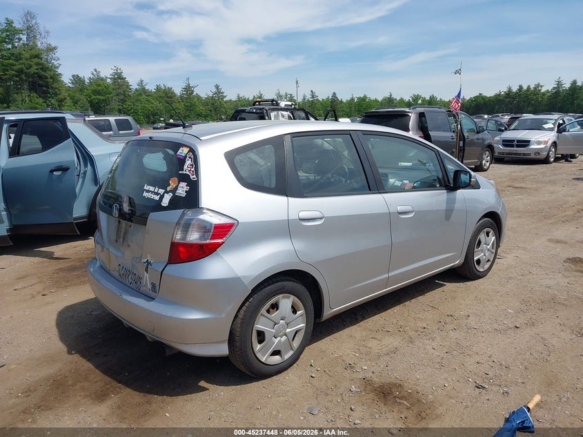 2013 Honda Fit VIN JHMGE8H3XDC026380 IAAI salvage auction — NORMAL WEAR, Salvage Title, sold $1,000 on 2026-07-10 (photo 4)