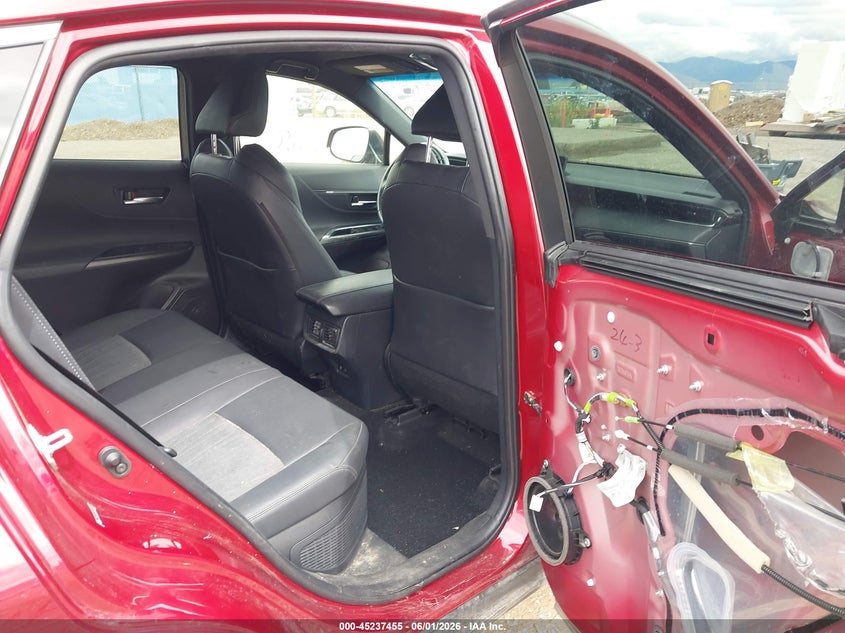 2021 Toyota Venza VIN JTEAAAAHXMJ067647 IAAI salvage auction — RIGHT FRONT, Salvage Title, sold $8,100 on 2026-07-29 (photo 8)