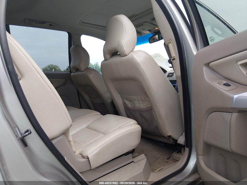 2004 Volvo Xc90 VIN YV1CZ91H541121581 IAAI salvage auction — RIGHT REAR, Repossession Paperwork (Georgia), sold $325 on 2026-08-10 (photo 8)