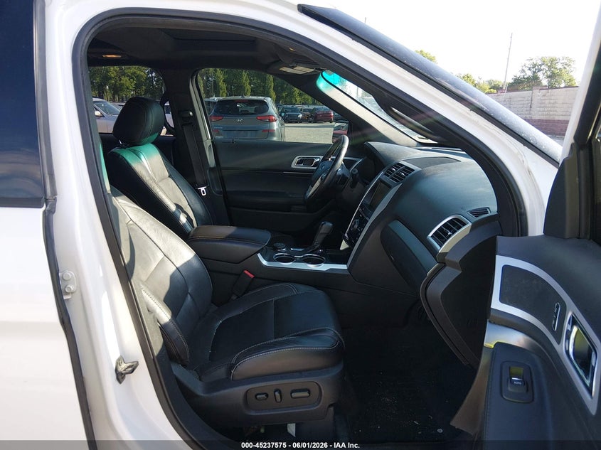 2015 Ford Explorer VIN 1FM5K8GT3FGA19586 IAAI salvage auction — HAIL, Salvage Title, sold $1,150 on 2026-07-27 (photo 5)