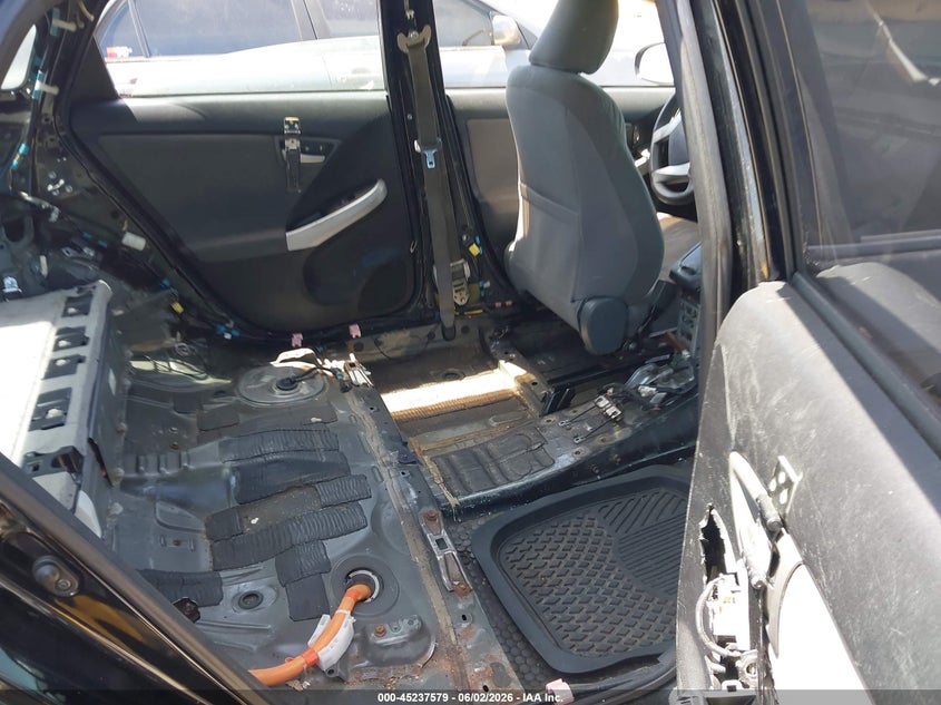 2013 Toyota Prius VIN JTDKN3DU9D1629166 IAAI salvage auction — NORMAL WEAR, Clear (Virginia), sold $1,800 on 2026-07-09 (photo 8)