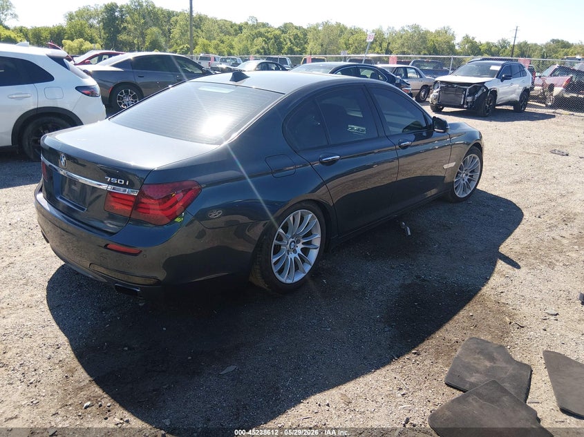 2013 BMW 7er VIN WBAYA8C50DC996553 IAAI salvage auction — FRONT END, Salvage Title, sold $1,050 on 2026-07-06 (photo 4)