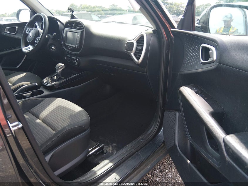 2021 Kia Soul VIN KNDJ23AU7M7767293 IAAI salvage auction — FRONT END, Salvage Title, sold $2,100 on 2026-07-28 (photo 5)
