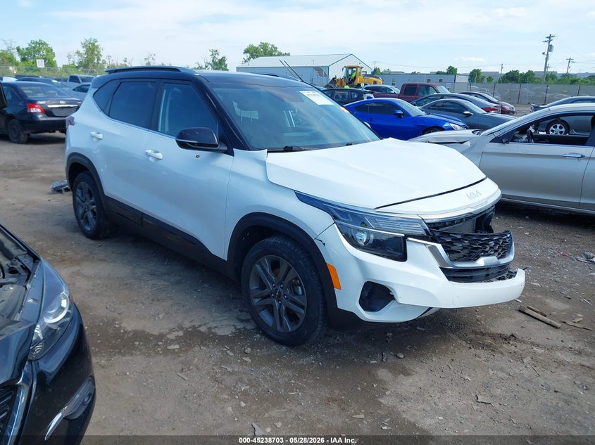 2023 Kia Seltos VIN KNDEU2AA2P7402519 IAAI salvage auction — FRONT END, Salvage Title, sold $4,350 on 2026-07-09 (photo 1)