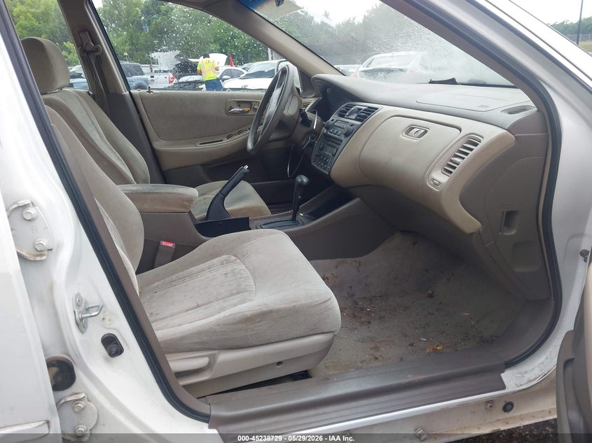 1999 Honda Accord VIN JHMCG6676XC030563 IAAI salvage auction — NORMAL WEAR, Clear (Oklahoma), sold $125 on 2026-07-08 (photo 5)