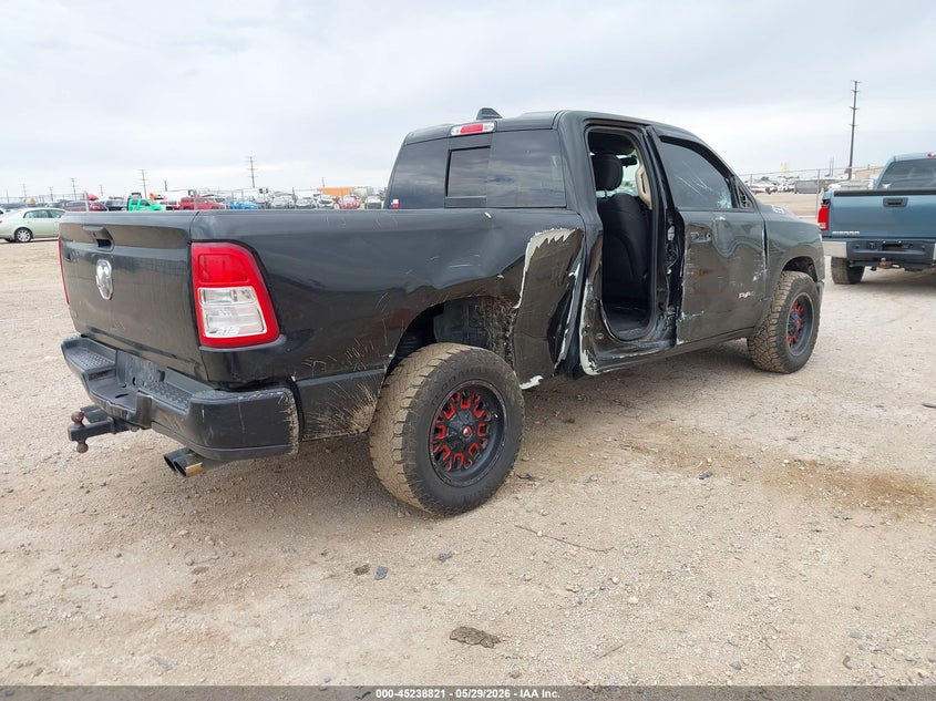 2019 Ram 1500 VIN 1C6RRECT2KN547932 IAAI salvage auction — SIDE, Salvage Title, sold $6,175 on 2026-08-17 (photo 4)