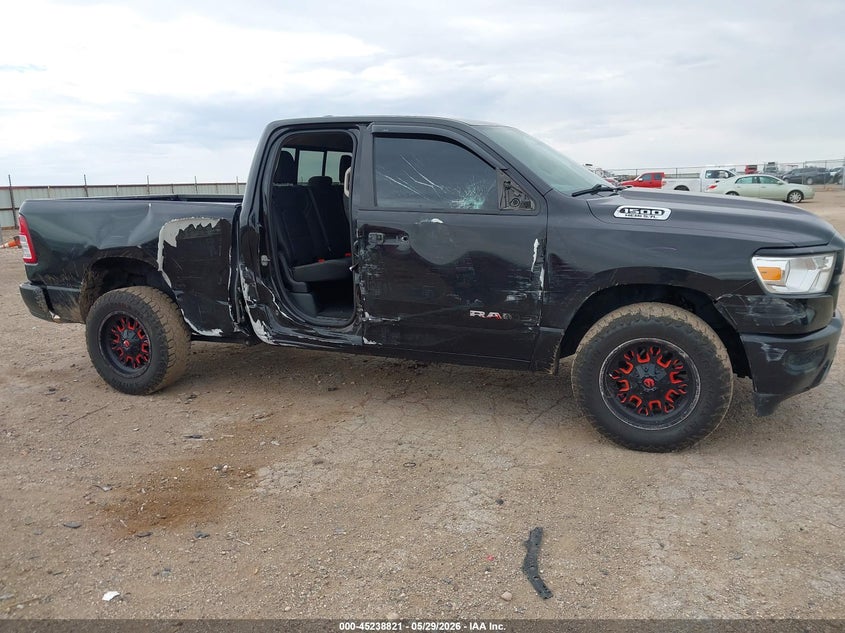 2019 Ram 1500 VIN 1C6RRECT2KN547932 IAAI salvage auction — SIDE, Salvage Title, sold $6,175 on 2026-08-17 (photo 6)