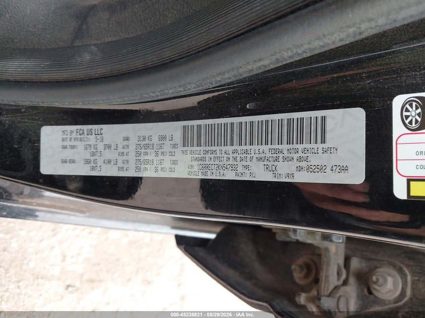 2019 Ram 1500 VIN 1C6RRECT2KN547932 IAAI salvage auction — SIDE, Salvage Title, sold $6,175 on 2026-08-17 (photo 9)
