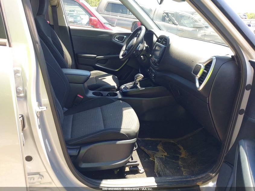 2020 Kia Soul VIN KNDJ23AU5L7013243 IAAI salvage auction — FRONT END, Salvage Title, sold $2,700 on 2026-07-15 (photo 5)