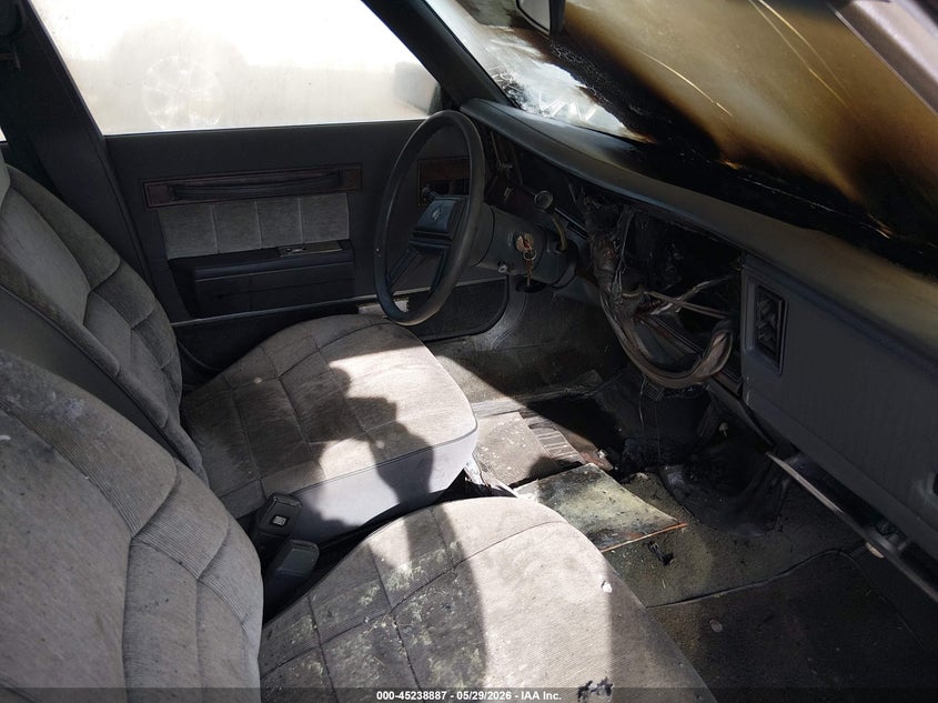 1985 Chrysler Lebaron VIN 1C3BC56D3FF201537 IAAI salvage auction — ENGINE BURN, Salvage (Illinois), sold $200 on 2026-07-08 (photo 5)