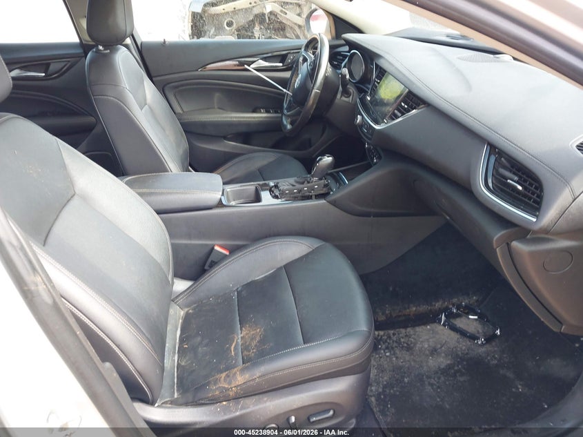 2018 Buick Regal VIN W04GR6SX5J1080158 IAAI salvage auction — WATER/FLOOD, Salvage Title, sold $1,550 on 2026-07-09 (photo 5)