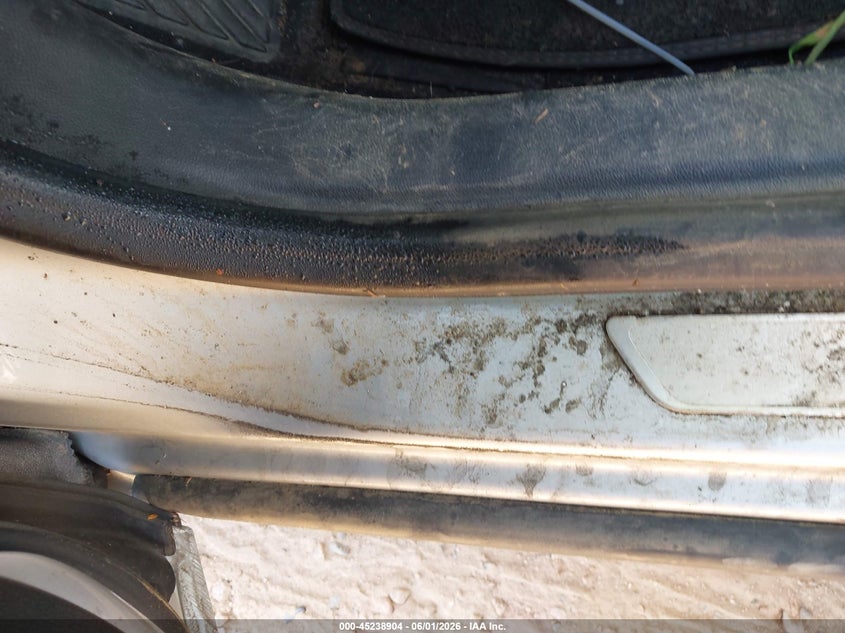 2018 Buick Regal VIN W04GR6SX5J1080158 IAAI salvage auction — WATER/FLOOD, Salvage Title, sold $1,550 on 2026-07-09 (photo 6)