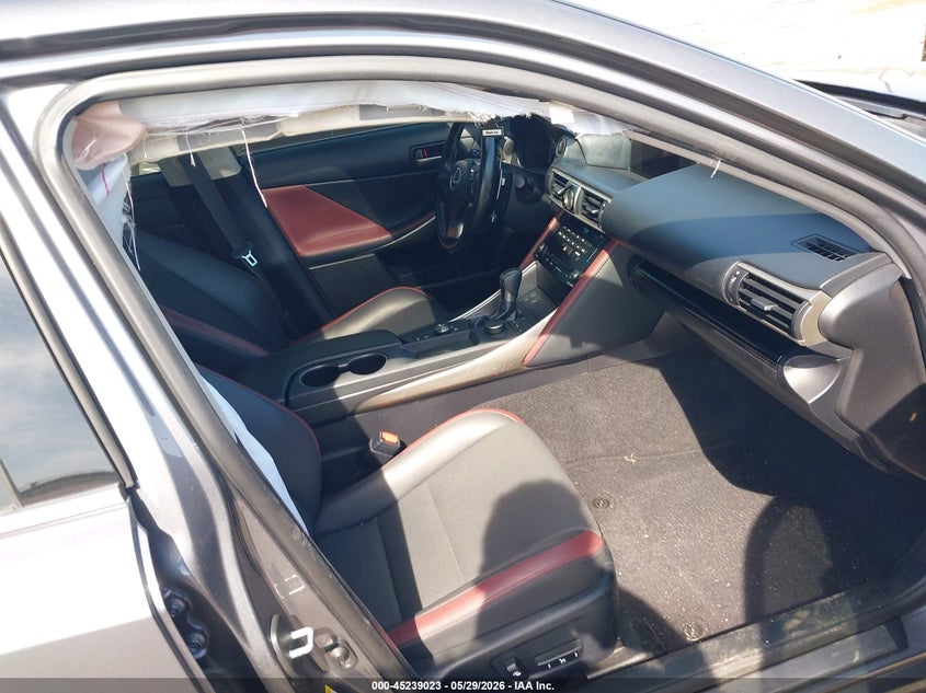 2018 Lexus Is VIN JTHC81D21J5030456 IAAI salvage auction — RIGHT REAR, Salvage Title, sold $5,450 on 2026-07-29 (photo 5)