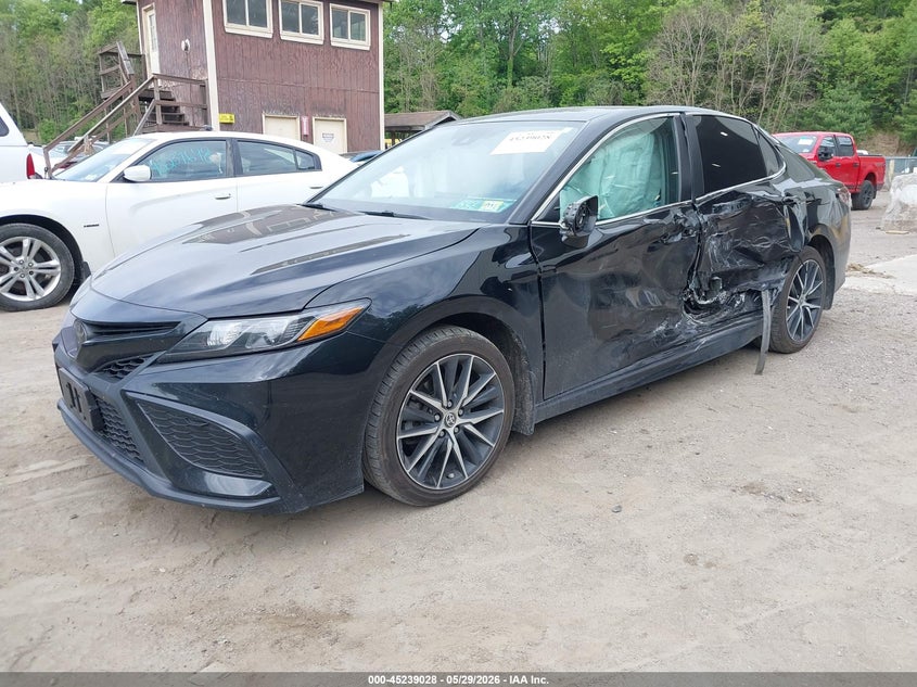 2023 Toyota Camry VIN 4T1G11BK5PU077509 IAAI salvage auction — SIDE, Salvage Title, sold $5,900 on 2026-07-18 (photo 2)