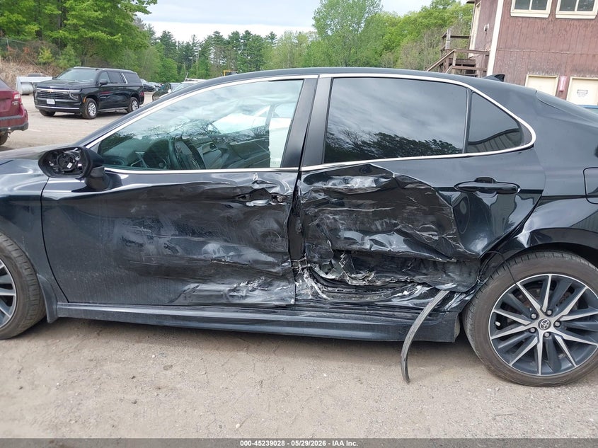 2023 Toyota Camry VIN 4T1G11BK5PU077509 IAAI salvage auction — SIDE, Salvage Title, sold $5,900 on 2026-07-18 (photo 6)