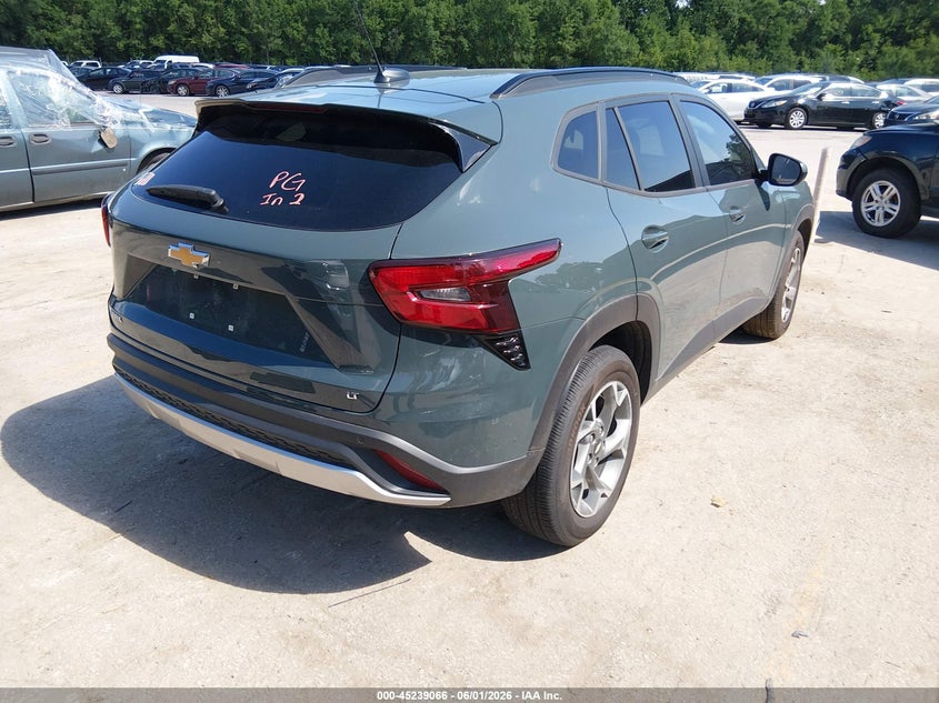 2025 Chevrolet Trax VIN KL77LHEP3SC308501 IAAI salvage auction — SIDE, Salvage Title, sold $8,425 on 2026-07-22 (photo 4)