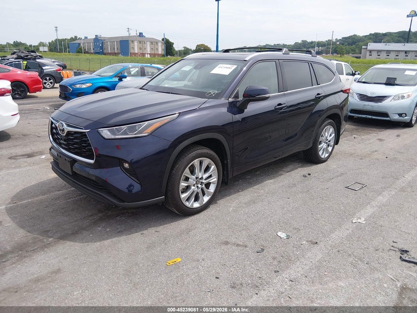 2022 Toyota Highlander VIN 5TDDZRBH6NS182676 IAAI salvage auction — RIGHT REAR, Salvage (Illinois), sold $18,050 on 2026-07-07 (photo 2)