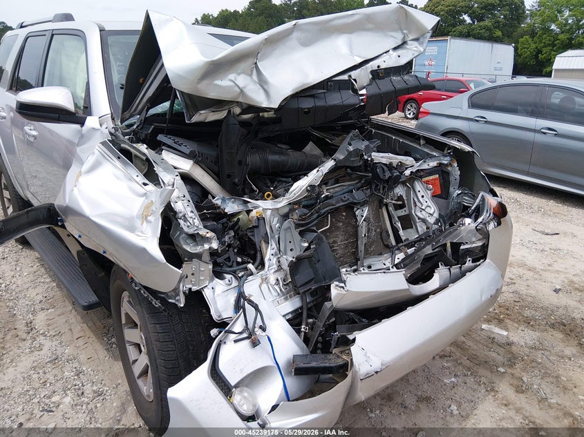 2014 Toyota 4runner VIN JTEBU5JR8E5196721 IAAI salvage auction — FRONT END, Salvage Title, sold $6,600 on 2026-07-17 (photo 6)