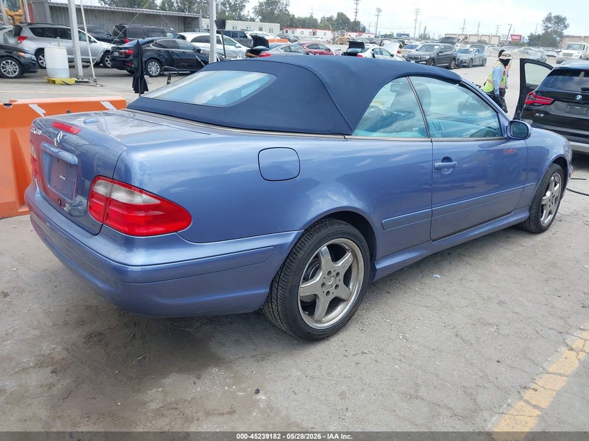 2002 Mercedes-benz Clk-class VIN WDBLK70G82T121078 IAAI salvage auction — LEFT FRONT, Salvage (California), sold $800 on 2026-07-15 (photo 4)