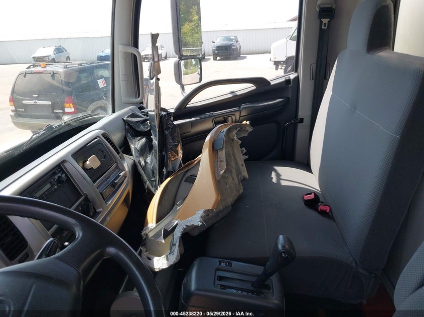 2014 Hino Hino 338 VIN 5PVNV8JM8E4S50626 IAAI salvage auction — FRONT END, Original (Texas), sold $2,000 on 2026-07-22 (photo 6)
