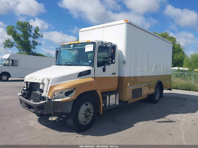 2014 Hino Hino 338 VIN 5PVNV8JM8E4S50626 IAAI salvage auction — FRONT END, Original (Texas), sold $2,000 on 2026-07-22 (photo 2)