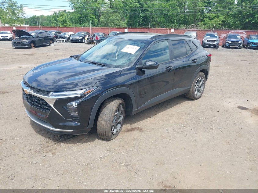 2025 Chevrolet Trax VIN KL77LHEP5SC172422 IAAI salvage auction — RIGHT SIDE, Salvage Title, sold $3,550 on 2026-07-29 (photo 2)