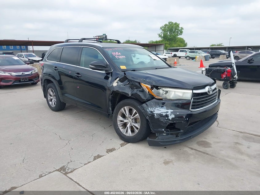 2015 Toyota Highlander VIN 5TDKKRFH9FS087214 IAAI salvage auction — FRONT & REAR, Salvage Title, sold $5,850 on 2026-07-08 (photo 1)