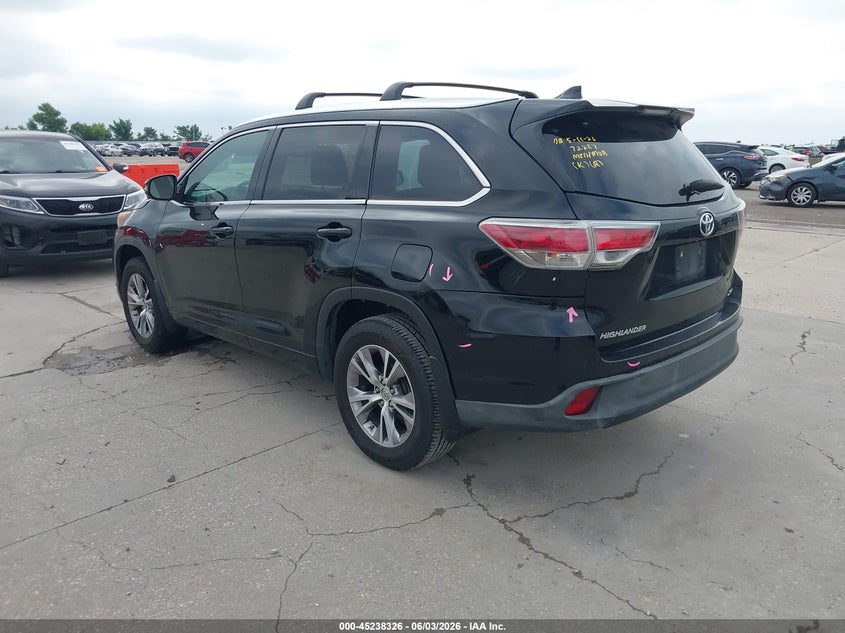 2015 Toyota Highlander VIN 5TDKKRFH9FS087214 IAAI salvage auction — FRONT & REAR, Salvage Title, sold $5,850 on 2026-07-08 (photo 3)