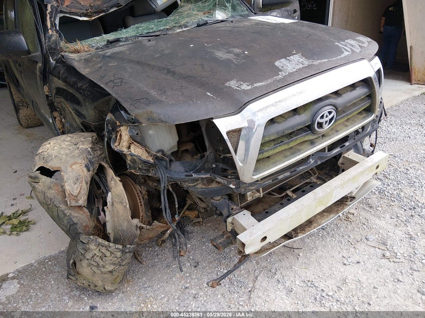 2006 Toyota Tacoma VIN 5TELU42N26Z250138 IAAI salvage auction — NORMAL WEAR, Clear (Montana), sold $2,650 on 2026-07-06 (photo 6)