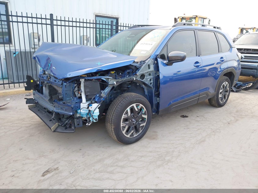 2026 Subaru Forester VIN 4S4SLDD6XT3037044 IAAI salvage auction — LEFT FRONT, Salvage (Texas), sold $9,800 on 2026-09-08 (photo 2)