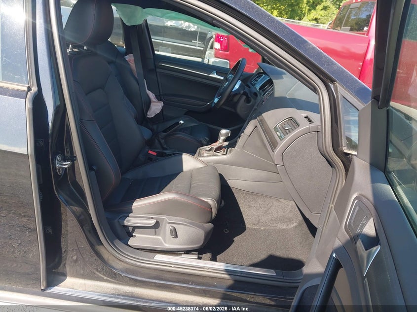 2019 Volkswagen Golf gti VIN 3VW6T7AU8KM022191 IAAI salvage auction — SIDE, Wait Title, sold $8,450 on 2026-08-11 (photo 5)