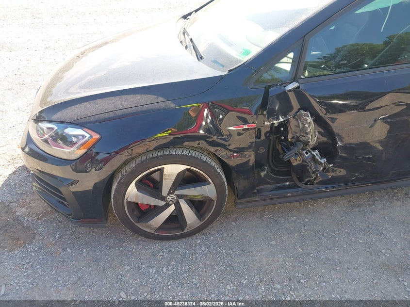 2019 Volkswagen Golf gti VIN 3VW6T7AU8KM022191 IAAI salvage auction — SIDE, Wait Title, sold $8,450 on 2026-08-11 (photo 6)