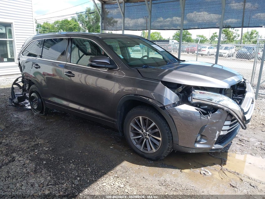 2018 Toyota Highlander VIN 5TDJZRFH8JS542313 IAAI salvage auction — FRONT END, Salvage Title, sold $6,450 on 2026-07-30 (photo 1)