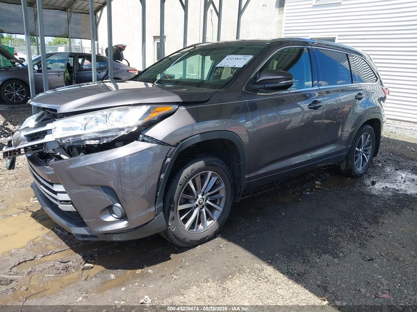 2018 Toyota Highlander VIN 5TDJZRFH8JS542313 IAAI salvage auction — FRONT END, Salvage Title, sold $6,450 on 2026-07-30 (photo 2)