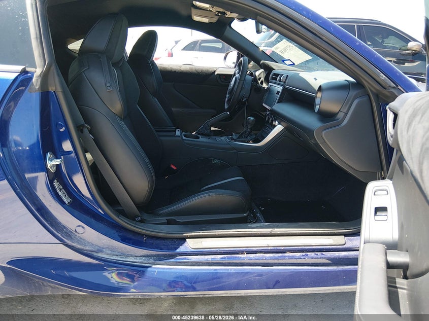 2025 Toyota VIN JF1ZNBE12S8760799 IAAI salvage auction — WATER/FLOOD, Salvage Title, sold $2,050 on 2026-07-30 (photo 5)